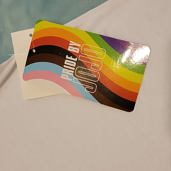 Pride  By JoJo White t-shirt - Picture 6 of 7